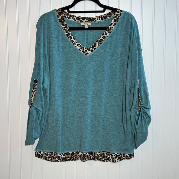Kori America Tops - Kori America women’s small green/blue vneck long sleeve blouse animal print trim